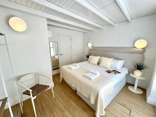 Isg Apartments Faustino 45-0 Sevilla España