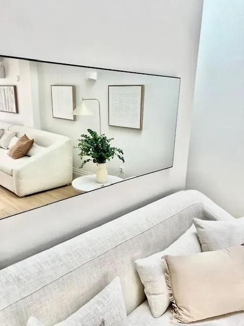 Isg Apartments Faustino 45-0 Seville Spain