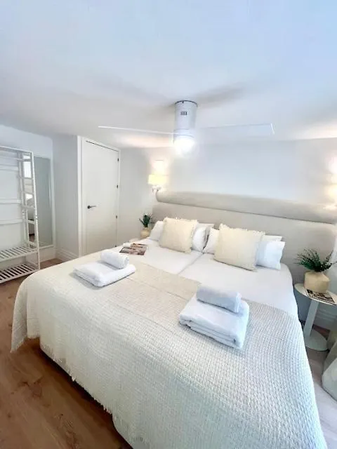 Isg Apartments Faustino 45-0 Seville